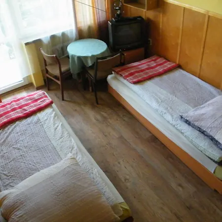 Dom Wczasowy Góralówka * Międzybrodzie Bialskie